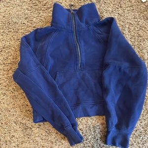 Lulemon scuba oversized funnel neck half zip in the color psychic in size M/L